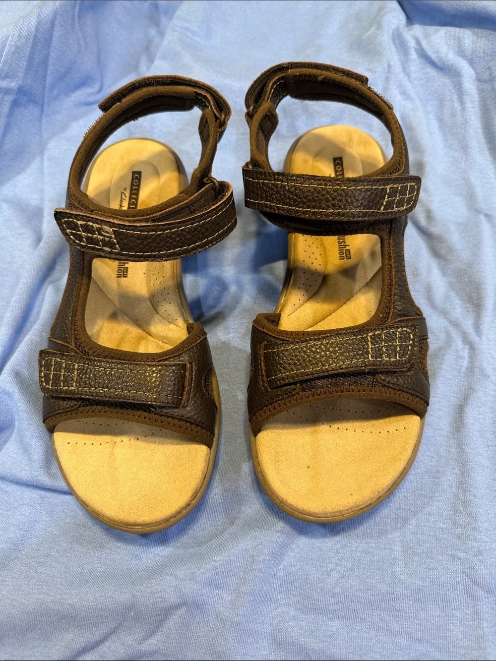 Wmn’s Clarks Brown Leather Adjustable Sandals